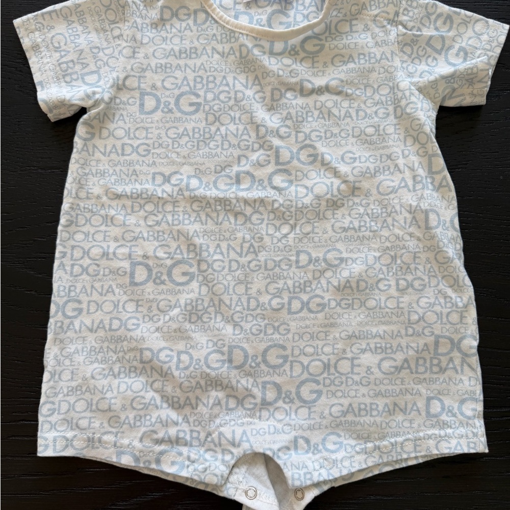 Dolce & Gabbana baby White and blue Logo onsie with bib size 6-9 months